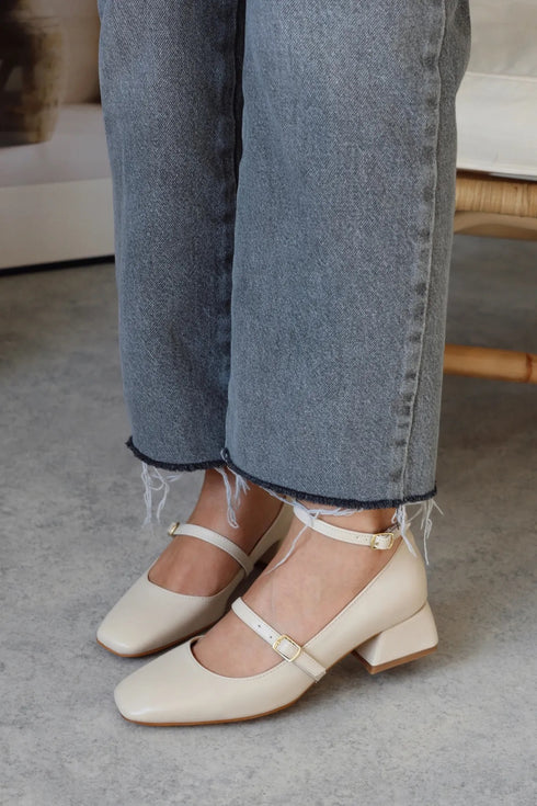 Beige Patent Leather Closed Back Short Heel